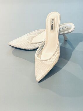 Steve Madden Pointed Toe Mule While Mesh Sz 7.5 Medium